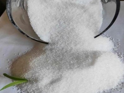 聚丙烯酰胺與生活日用品搭配，“接地氣”的工業(yè)藥劑