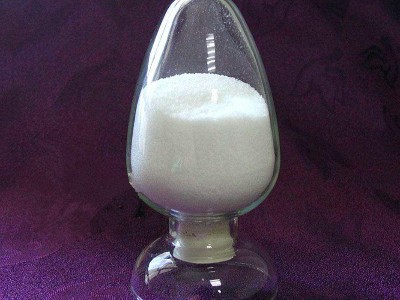 將聚丙烯酰胺藥劑作堵水劑和調(diào)剖劑使用，多少錢一噸？