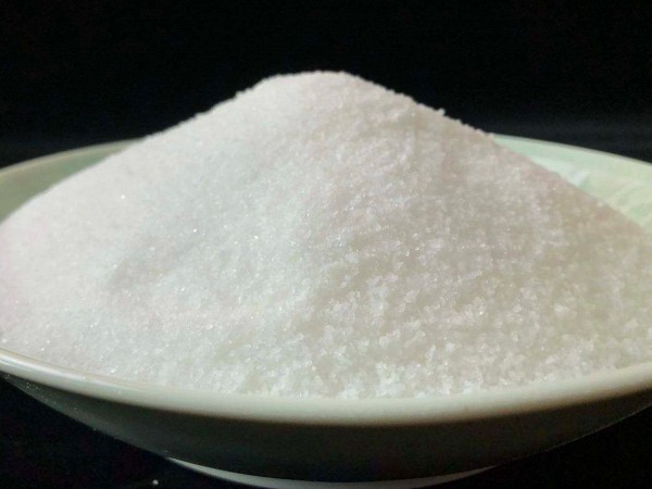 聚丙烯酰胺在石油開采中的關(guān)鍵運(yùn)用！優(yōu)越功效助力
