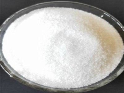 廣東聚丙烯胺多少錢一噸？聚丙烯酰胺零售和批發(fā)的差異？